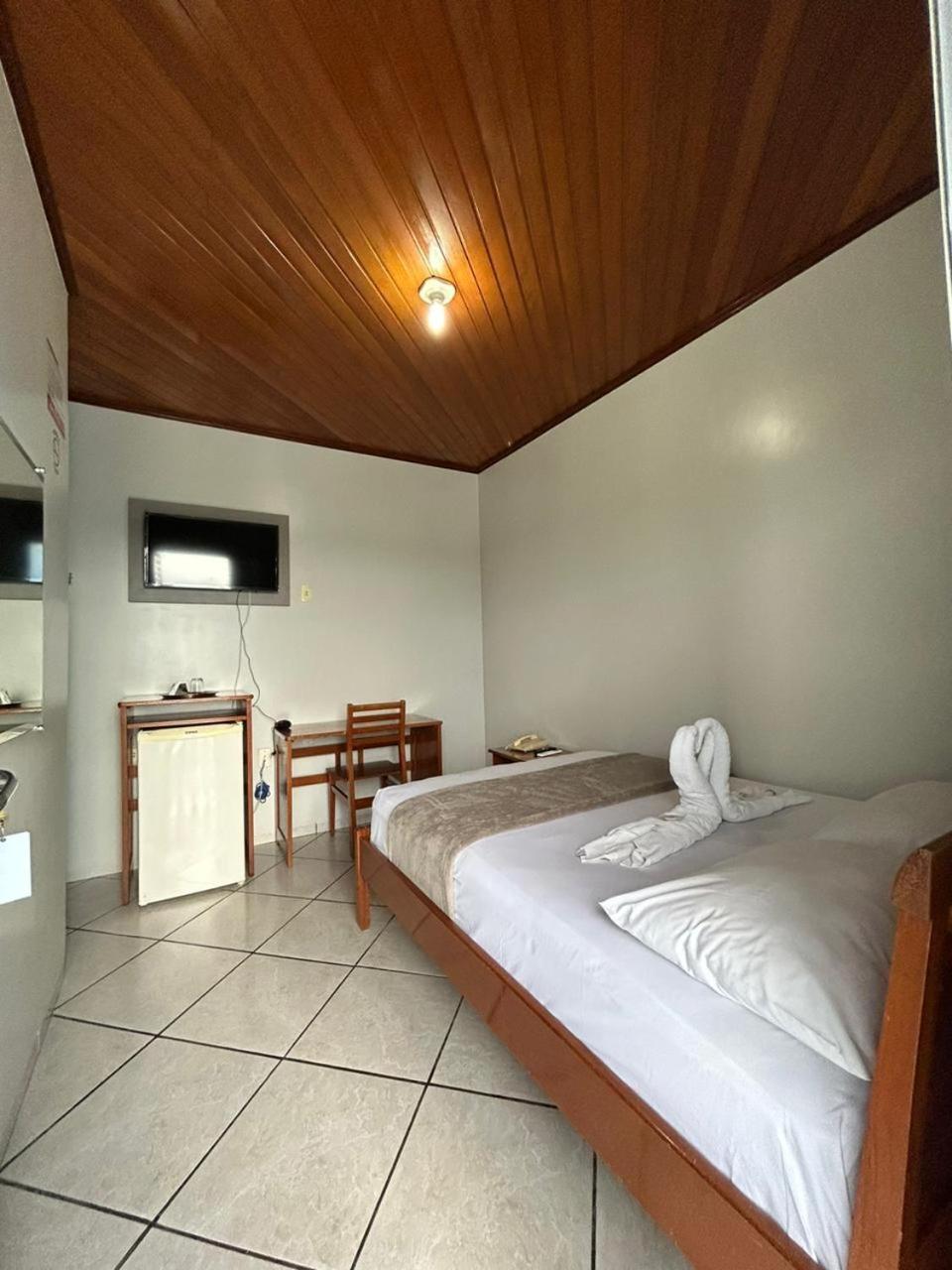 Swamy Hotel Cruzeiro do Sul  Rom bilde