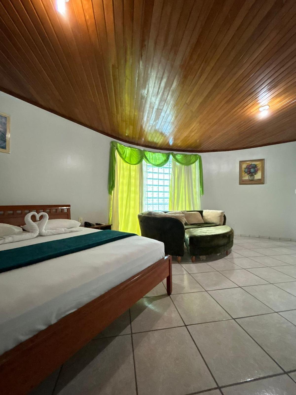 Swamy Hotel Cruzeiro do Sul  Rom bilde