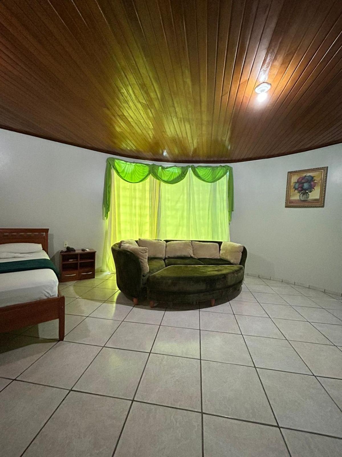Swamy Hotel Cruzeiro do Sul  Rom bilde